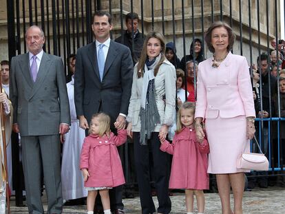 La familia real en la misa de Pascua