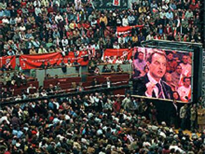 La plaza de Vistalegre, ayer, durante la intervención de Zapatero.