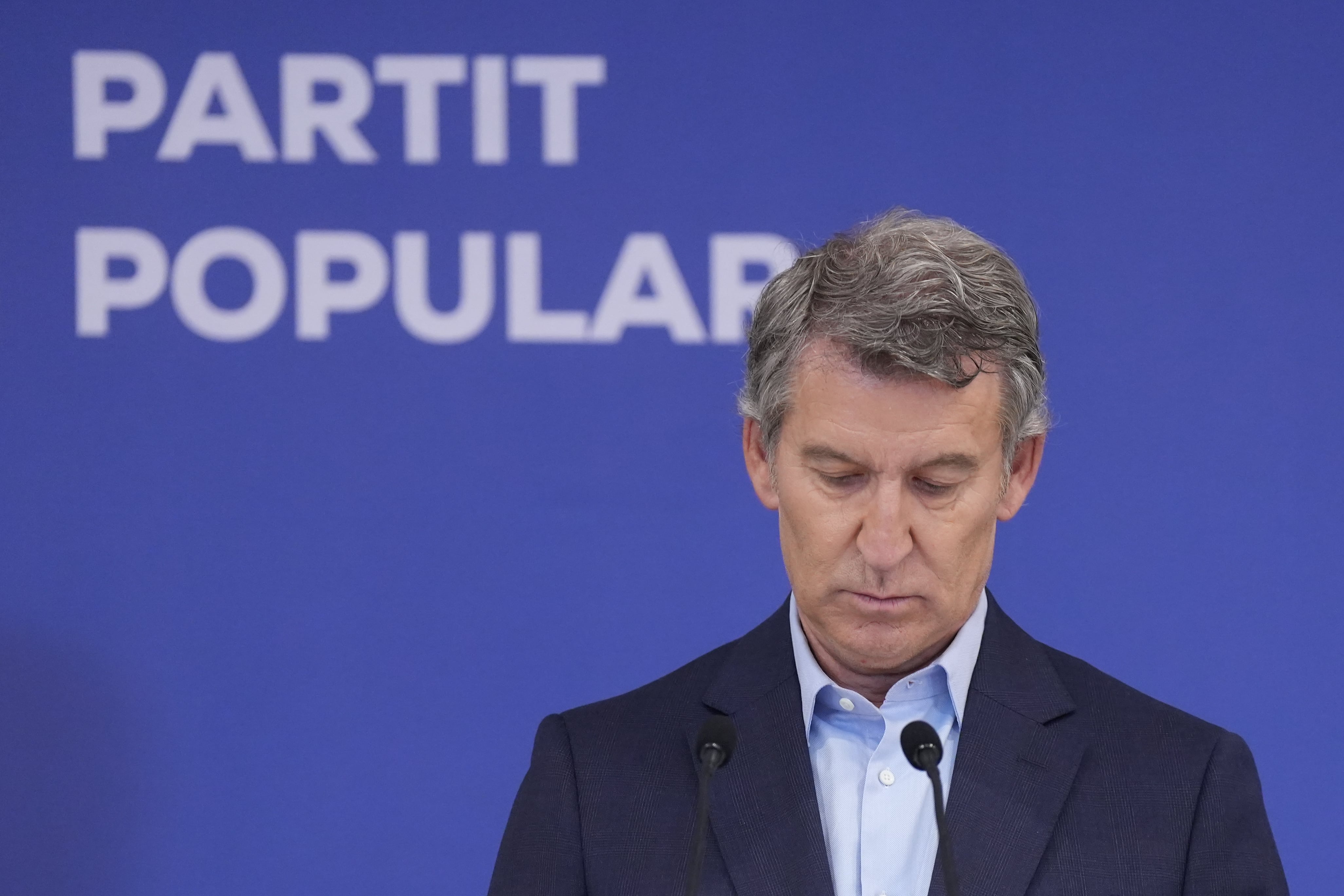El PSOE pide que se investigue el espionaje ilegal a Sánchez y su familia por las cloacas del Estado