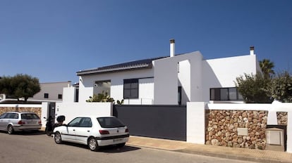 Vista de la vivienda en la que ha tenido lugar el suceso.