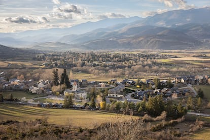 Vista de Das, pueblo de la Cerdanya (Girona).