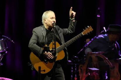 Paul Simon, ayer durante su concierto en el Barclaycard Center de Madrid.  