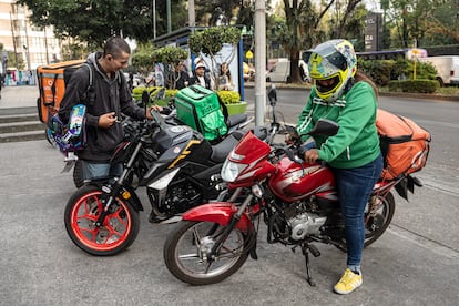 Repartidores por aplicación en Polanco, Ciudad de México.