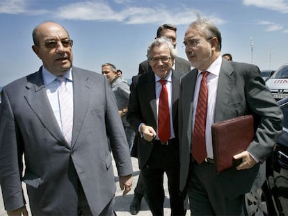 El rector de la UIMP, Salvador Ordóñez (izquierda), junto a Francisco Luzón y Pedro Solbes, en Santander.