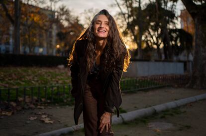 Ángela Molina, en la Plaza de Oriente de Madrid.