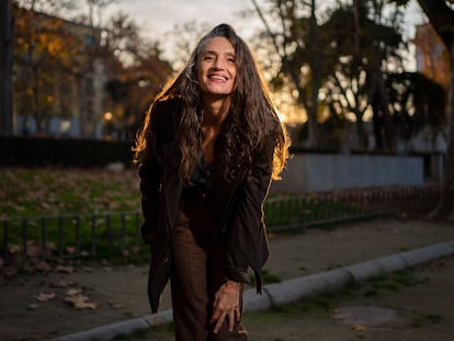 Ángela Molina, en la Plaza de Oriente de Madrid.