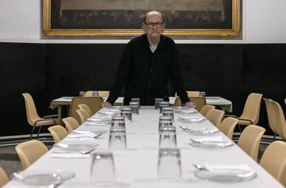 Juan Ignacio Gullón en el comedor social de la Hermandad del Refugio.