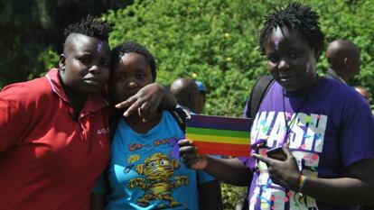 Mujeres lesbianas durante una manifestación a favor de los derechos LGTBI en Nairobi (Kenia).