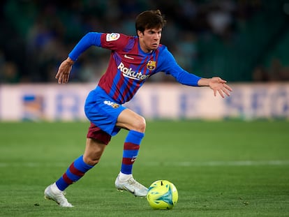 Riqui Puig, en el partido de Liga contra el Betis en el Villamarín en mayo.