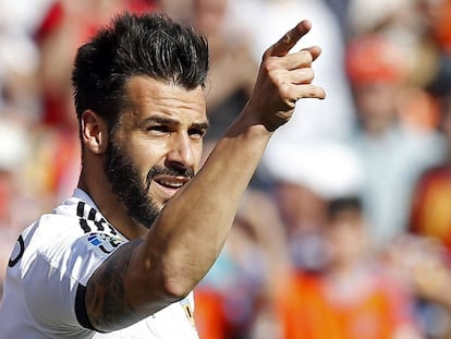 Negredo celebra la victoria ante el Sevilla. 