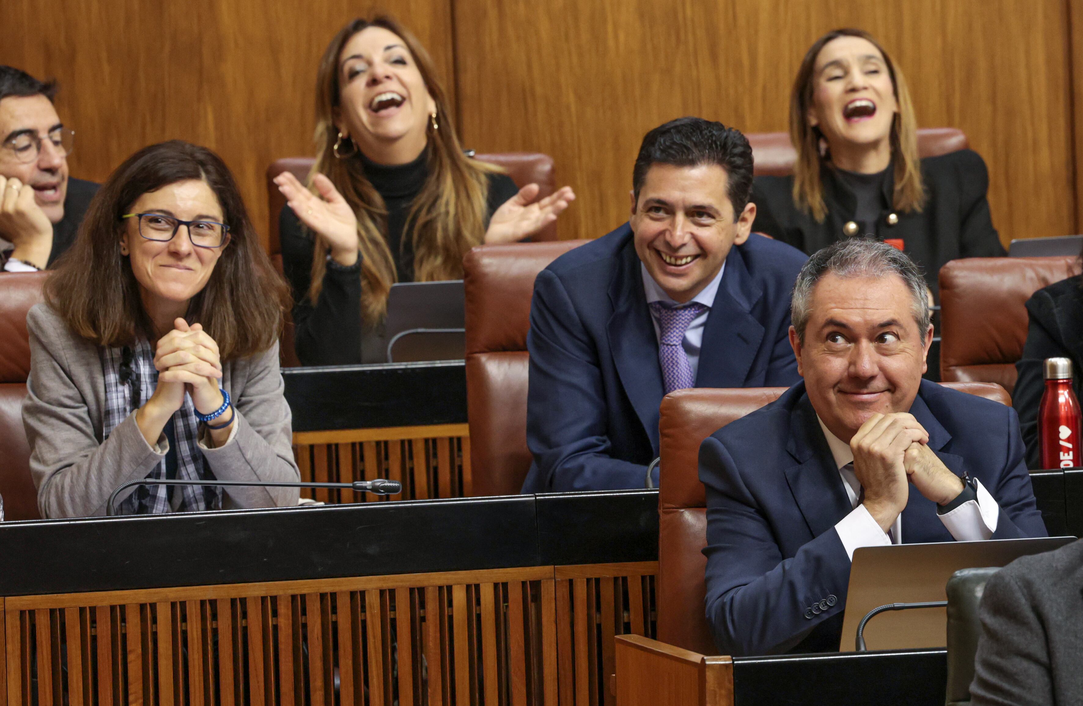 El líder de la oposición y secretario general del PSOE-A, Juan Espadas, durante el debate sobre el estado de la comunidad.