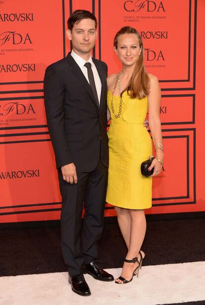 Tobey Maguire y su mujer Jennifer Meyer, que estaba nominada como diseñadora de joyas.