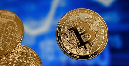Vista de un bitcoin, la moneda virtual de mayor valor del mercado.