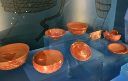 Vasijas de cerámica de la época romana en el Museo Oiasso de Irún.