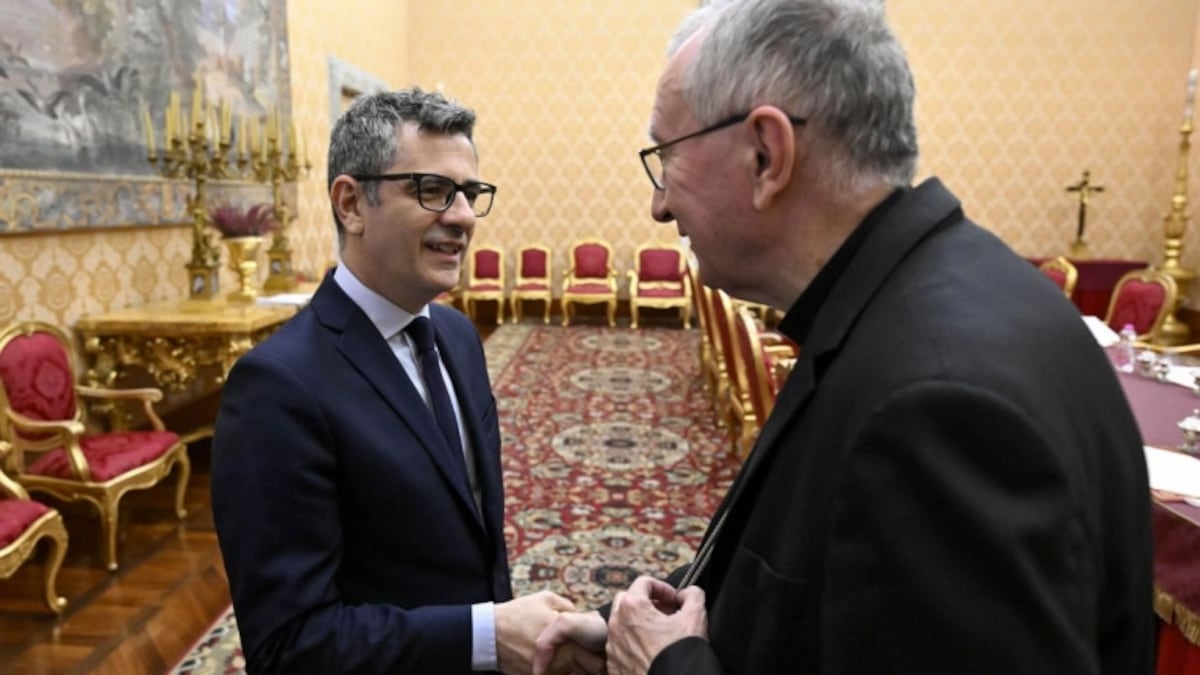 Bolaños se reúne en el Vaticano con el número dos del Papa