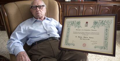 Manuel Martin Rueda, un malague&ntilde;o de 102 a&ntilde;os, es el militante socialista m&aacute;s longevo.