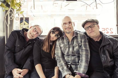 Los Pixies, con Black Francis el primero a la derecha, en una imagen promocional.