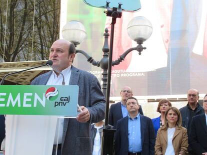 Andoni Ortuzar, en un acto electoral del PNV en Bilbao.