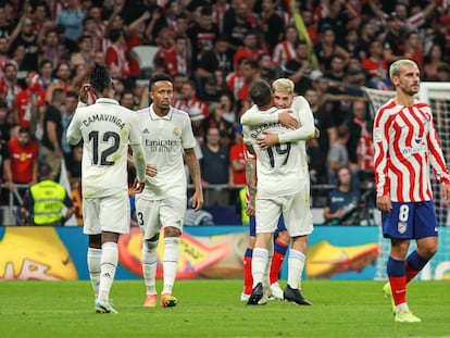 Players of Real Madrid celebrate after winning La Liga football match played between Atletico de Madrid and Real Madrid at Civitas Metropolitano on September 18, 2022 in Madrid, Spain.
AFP7 
18/09/2022 ONLY FOR USE IN SPAIN
