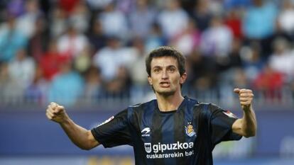 Llorente celebra un gol con la Real.