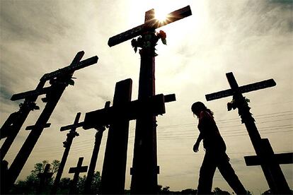 Cruces en memoria de las mujeres asesinadas en Ciudad Juárez, en el Estado mexicano de Chihuahua.