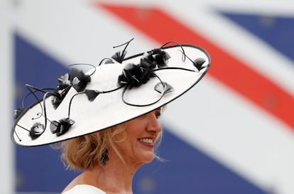 Los tocados, sombreros y pamelas son los protagonistas de la Royal Ascot.