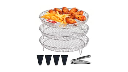 Rejilla triple para freidoras de aire sobre fondo blanco