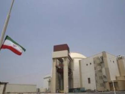 Una imagen de archivo del 21 de agosto de 2010 de una vista general de la planta nuclear en Bushehr, al sur de Irán. EFE/Archivo