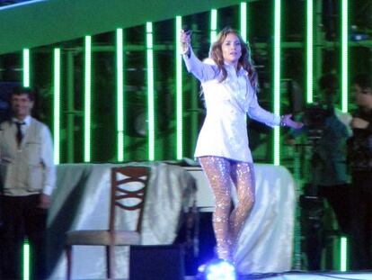 Jennifer Lopez durante su actuaci&oacute;n en Turkmenbashi, Turkmenist&aacute;n. 