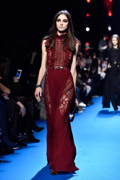 Elie Saab : Runway &#8211; Paris Fashion Week Womenswear Fall/Winter 2016/2017