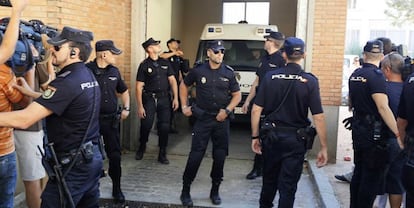 José Bretón llegando a los juzgados de Córdoba en el furgón de la policía.