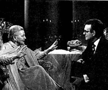 La artista y Terenci, en un momento de conversación sobre el Hollywood dorado