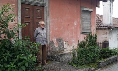 Ruizinho, el sobrino de Salazar, en la casa de veraneo del dictador, en Santa Comba Dão.