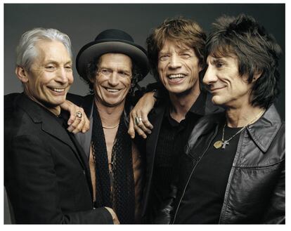 Los miembros de los Rolling Stones posan para un retrato de grupo en 2005.