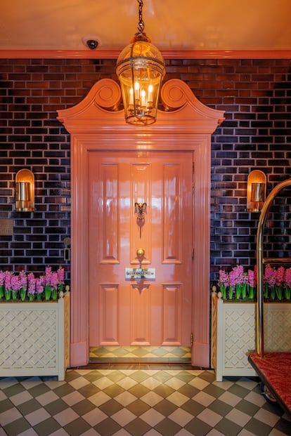 Entrada principal del hotel Broadwick Soho, en el 20 de Broadwick Street.