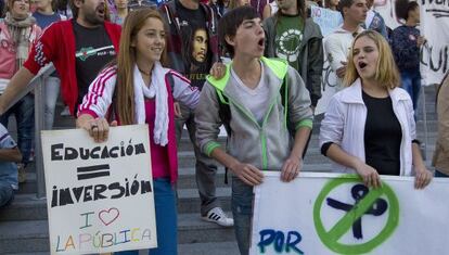 Protesta de estudiantes universitarios en Sevilla.