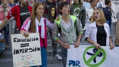 Protesta de estudiantes universitarios en Sevilla. 