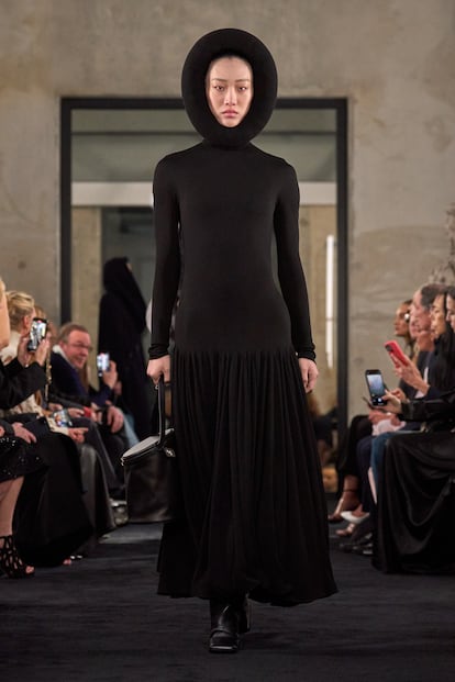 ALAÏA FALL 2025