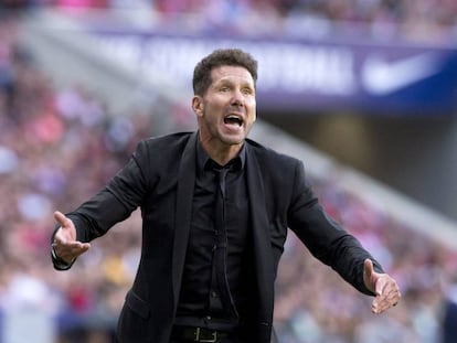 Simeone celebra el gol de Correa que le dio la victoria al Atlético ante el Betis.