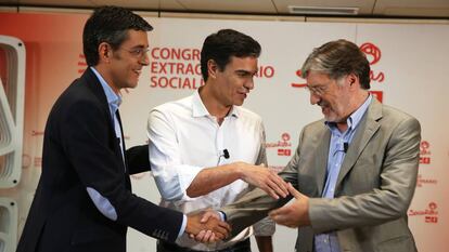Debate en 2014 de los aspirantes a liderar el PSOE: Eduardo Madina, Pedro Sánchez y José Antonio Pérez Tapias.