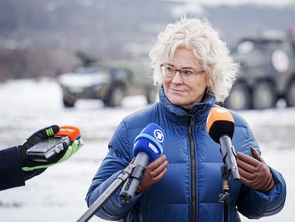 Christine Lambrecht, ministra de Defensa alemania, el pasado 20 de diciembre en Eslovaquia.