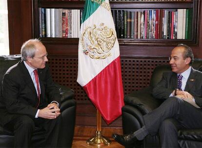 El presidente de la Generalitat, José Montilla, ayer con el presidente mexicano, Felipe Calderón.