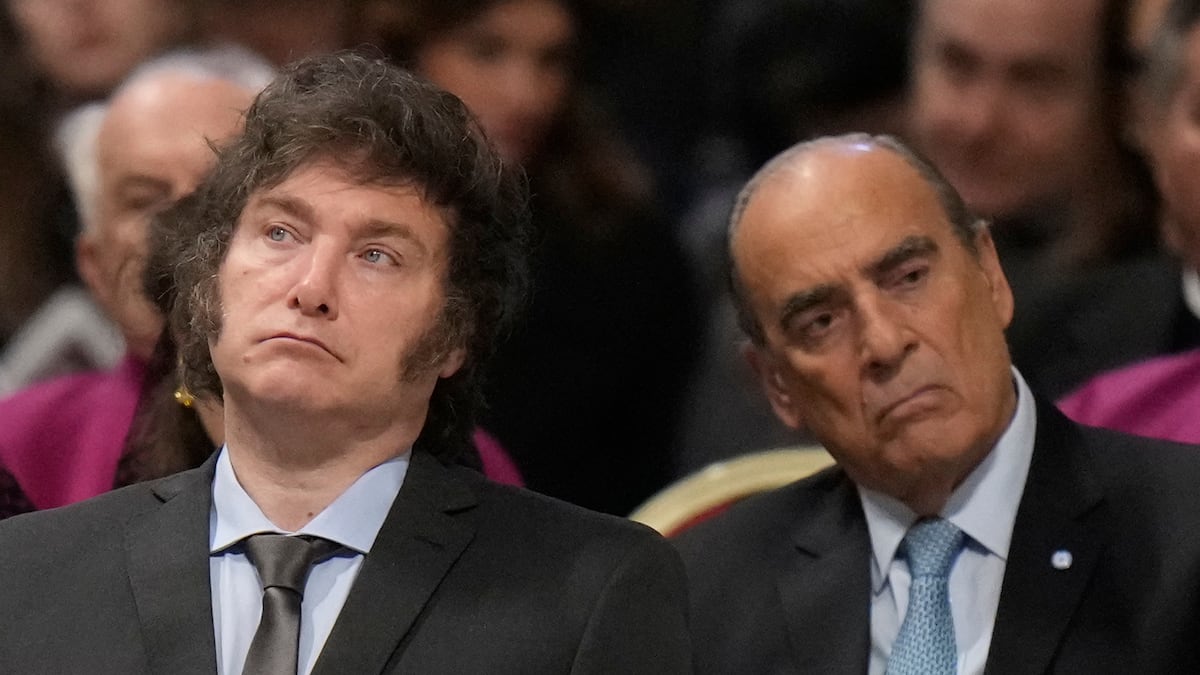El Gobierno de Milei se autoinflige crisis para intentar recuperar la iniciativa