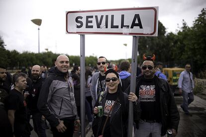 Fans de la banda de 'hard rock' en Sevilla.