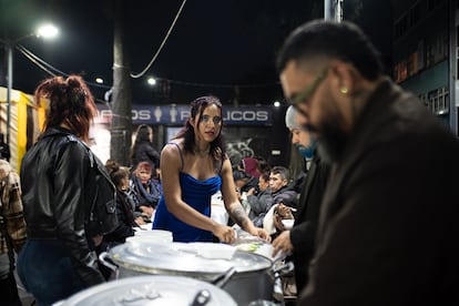 La Navitrans 2025 es una iniciativa impulsada por LLECA-Escuchando la calle, una organización y albergue de Ciudad de México que apoya a personas de las comunidades LGBT+ (en especial a mujeres trans) que viven en situación de calle.