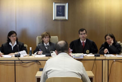 El condenado, Antonio Serrano Checa, durante el juicio celebrado el pasado mes de octubre.