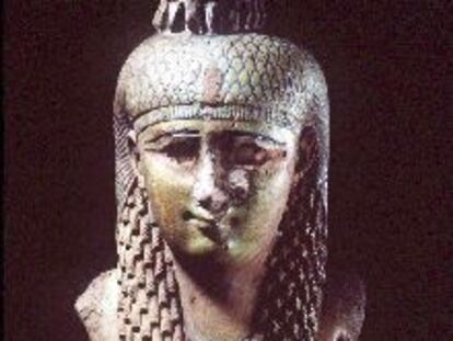 Un busto de Cleopatra que se exhibe en el Museo Británico.