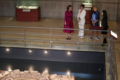 Este martes, las primeras damas de México, Canadá y Estados Unidos realizaron un recorrido por el Templo Mayor, un museo en el Centro Histórico que presenta ruinas de Tenochtitlán y objetos arqueológicos de la región en la que se encuentra la Ciudad de México. 