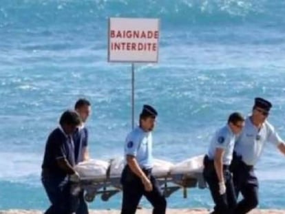 Imagen usada por la prensa para ilustrar en 2015 la muerte de un surfista por el ataque de un tiburón en la isla de Reunión. Es la fotografía que acompaña el bulo del falso ataque en Barcelona.