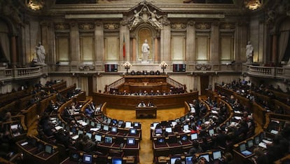 Vista general del Parlamento de Portugal.